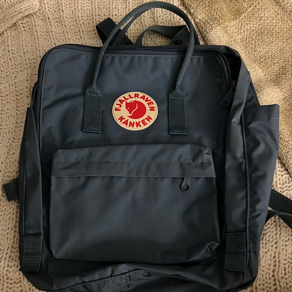 Fjallraven kanken backpack